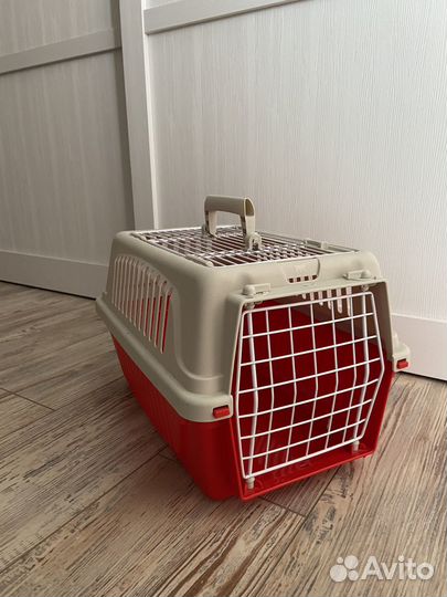 Переноска для животных пластиковая