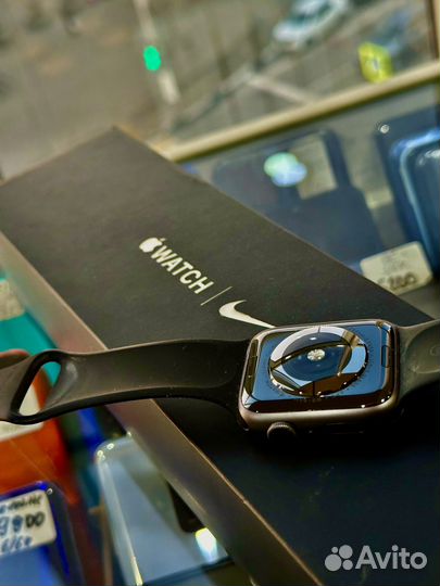 Apple Watch S4 44mm