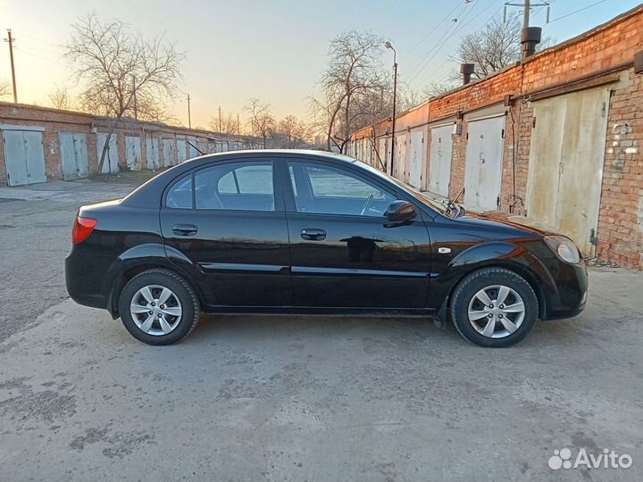 Kia Rio 1.4 AT, 2010, 141 600 км