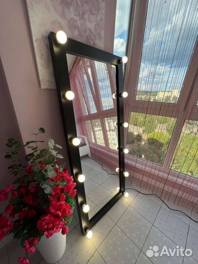 Гримерное зеркало