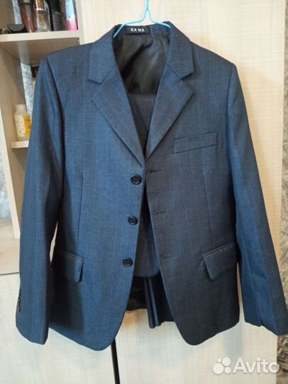 Школьный костюм