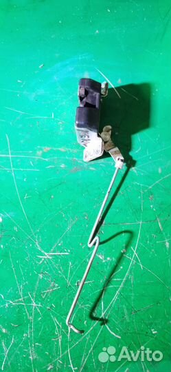 Замок крышки багажника Opel Meriva A