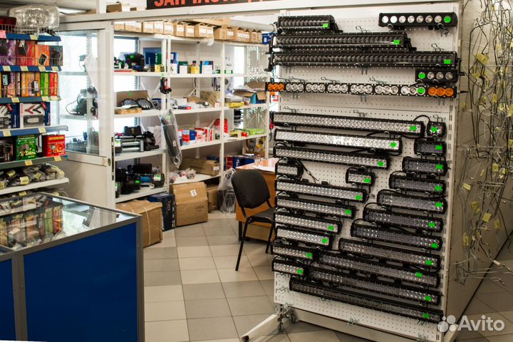 Светодиодная балка / фара 108W (выпуклая линза 4D)