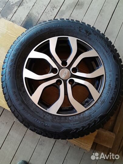 Nokian Tyres Nordman 5 SUV 215/65