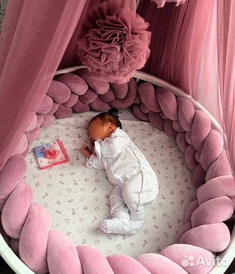 Бортики и балдахин в кроватку