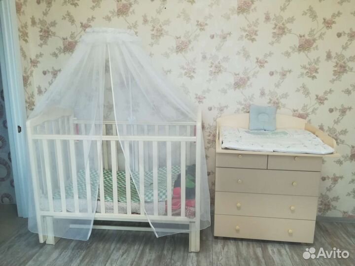 Кроватка маятник