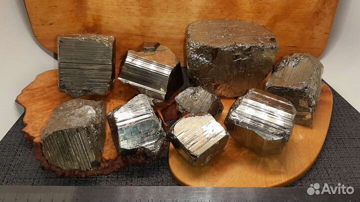 Пирит, кристаллы