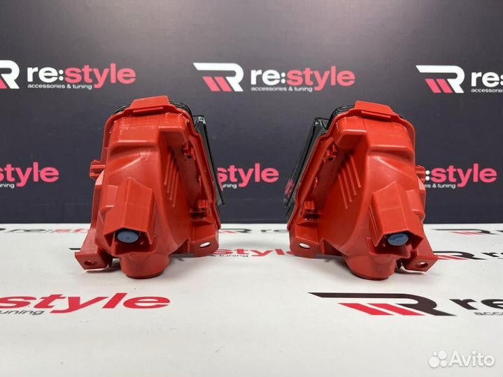 Катафоты Lexus LX570 с 2016 U1610