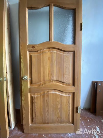 Двери межкомнатные с коробкой деревянные