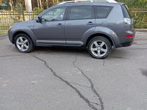 Mitsubishi Outlander 2.4 CVT, 2008, 246 000 км, с пробегом, цена 1 250 000 руб.