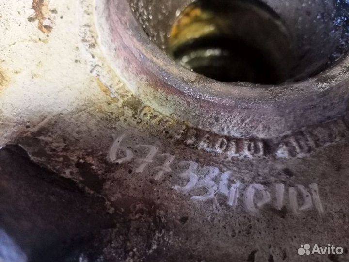 Ступица передняя Mercedes-Benz Lk