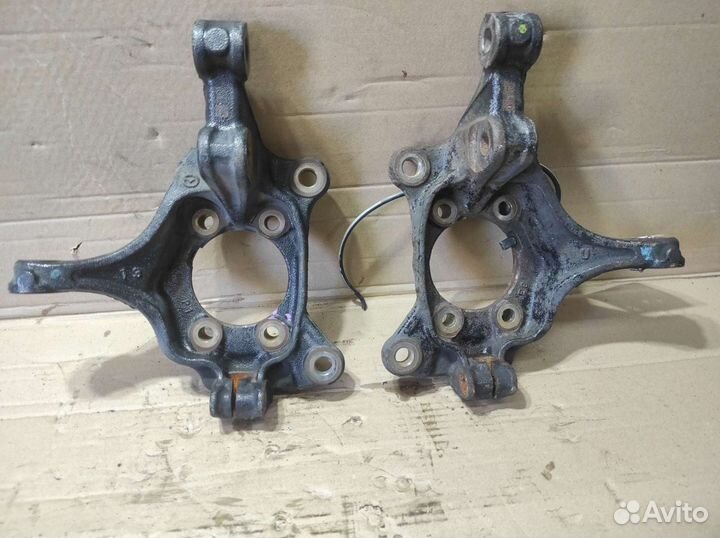 Поворотный кулак Mazda 6gj