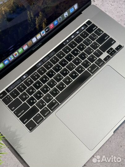 Macbook Pro 16 2019 i9 64Gb 2Tb 8 видео