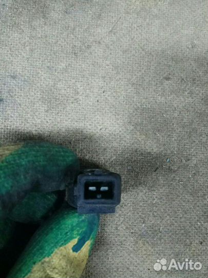 Датчик детонации Лада Ларгус