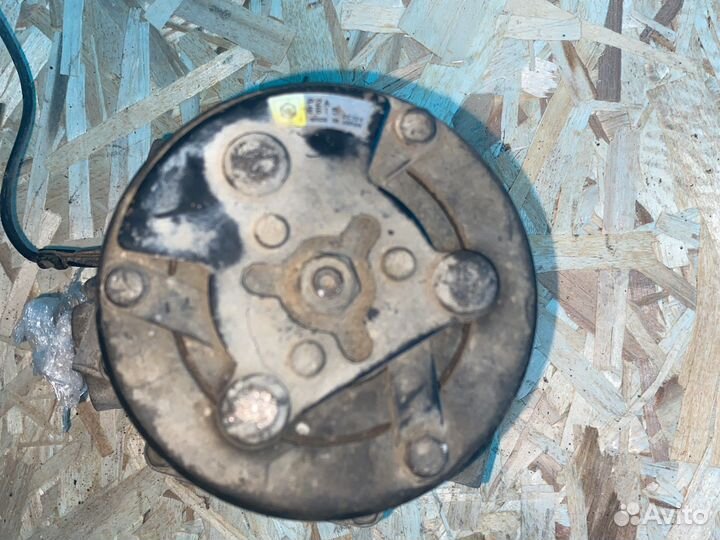 Компрессор кондиционера honda F20B