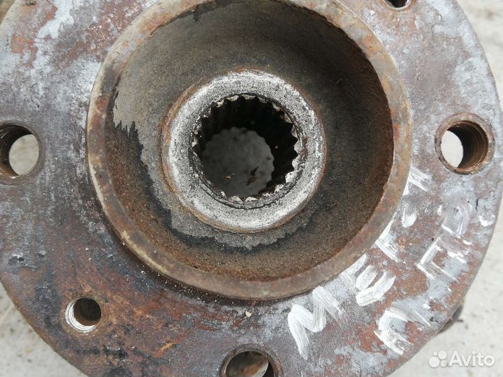 Кулак поворотный передний правый Рено Меган 1