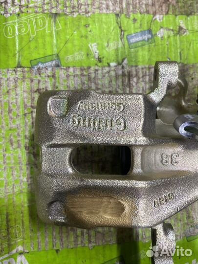 Фольцваген пасат супорта задние BHN128 BHN129