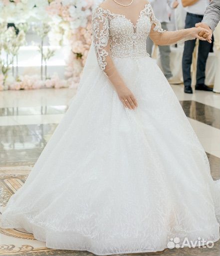 Свадебное платье