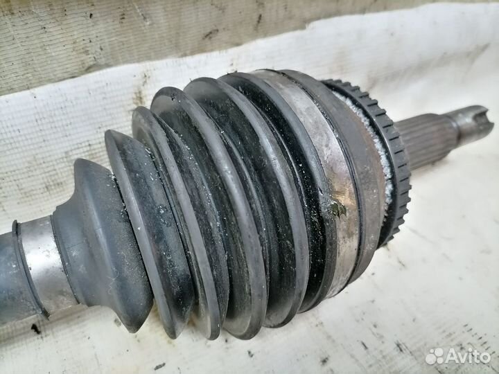 Привод передний левый Toyota Camry ASV50 наружний