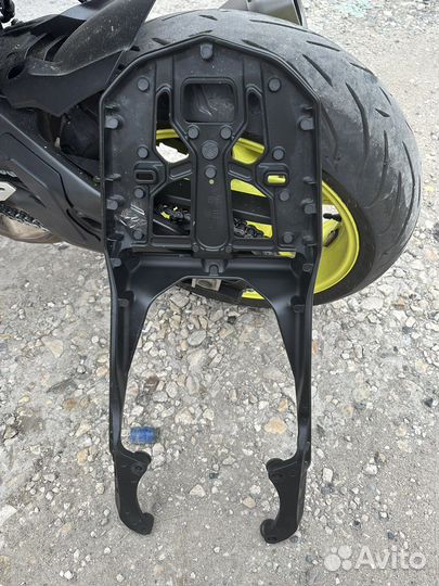 Площадка для центрального кофра yamaha MT-10