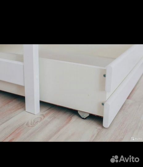 Детская кровать из массива березы