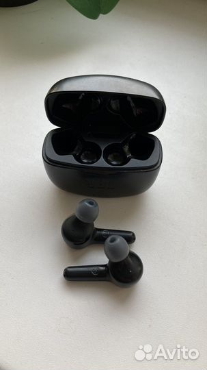 Беспроводные наушники jbl tune 215 tws