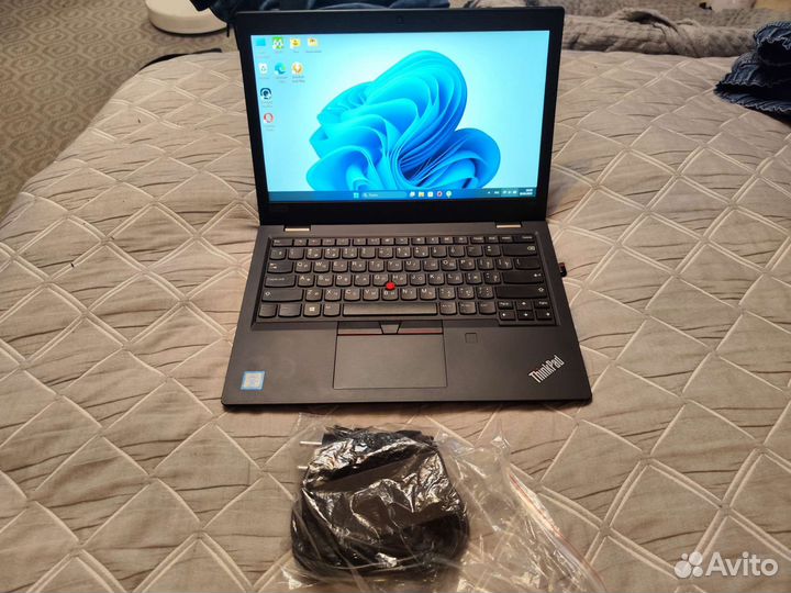 Lenovo thinkpad v390