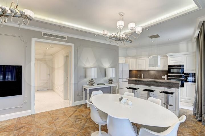 3-к. апартаменты, 115 м², 4/7 эт.