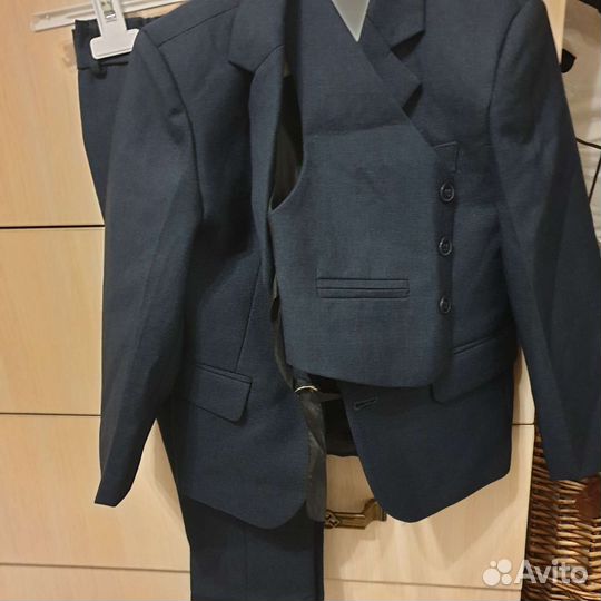 Костюм на мальчика 2-3 года