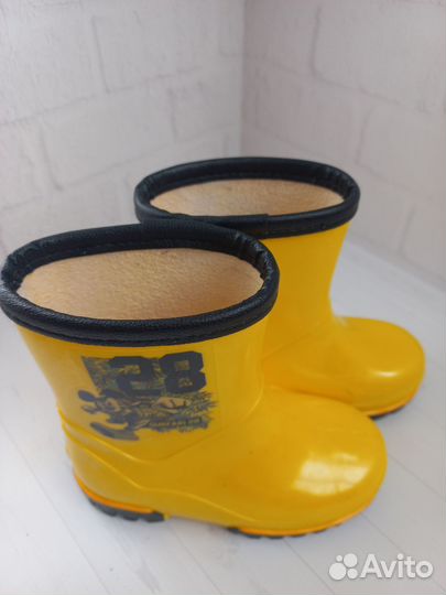 Резиновые сапоги детские
