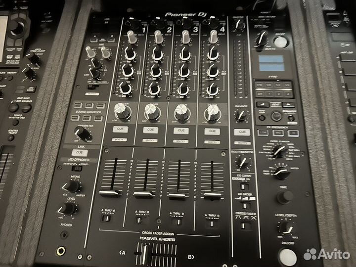 Pioneer CDJ 2000 nexus 2 и Pioneer DJM nexus 2