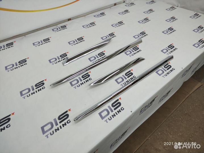 Молдинги дверей Lexus LX450 LX570