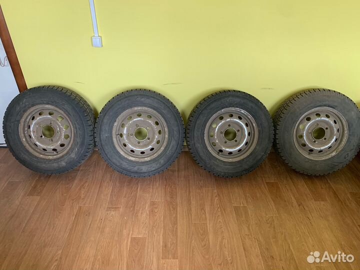 Toyo Observe GSi-5 205/75 R15