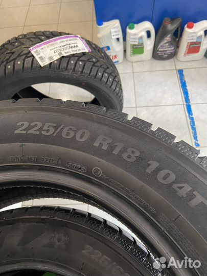 Kumho WinterCraft SUV Ice WS51 225/60 R18 104T