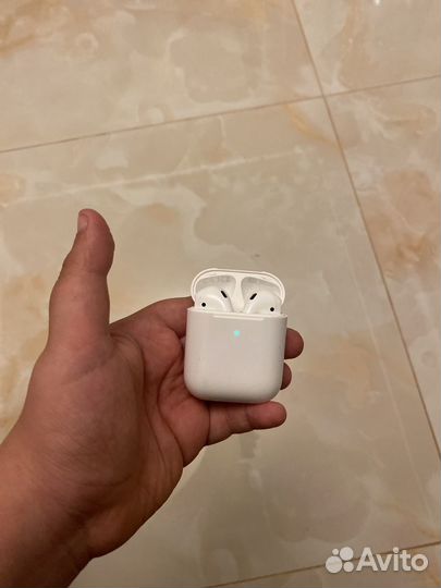 Airpods 2