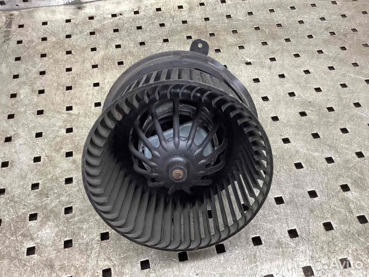 Моторчик печки Citroen C3