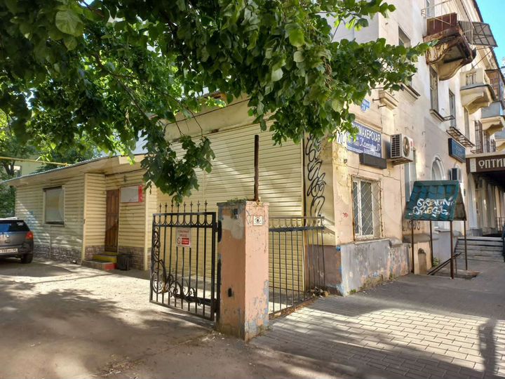 Свободного назначения, 16 и 36 кв м