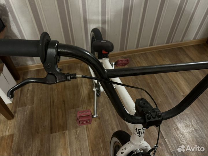 Трюковой велосипед bmx