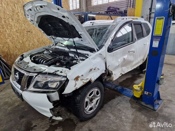 В разборе Nissan Terrano 3 D10 2.0л мт 4WD 29т.км