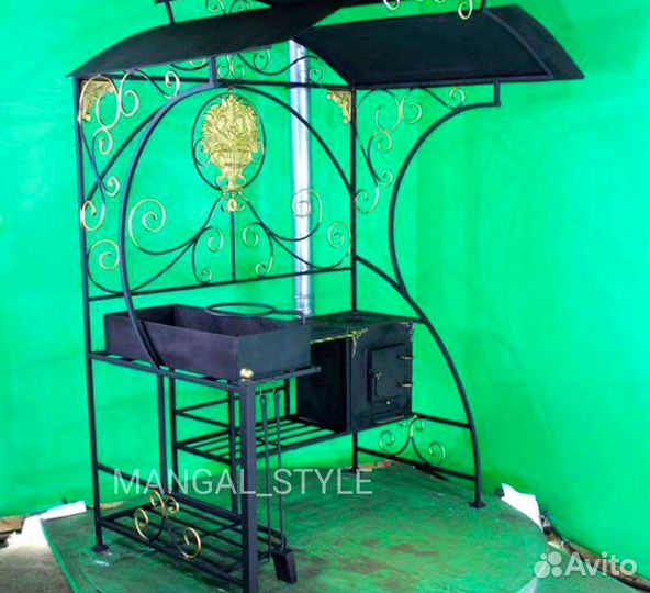 Мангал с крышей