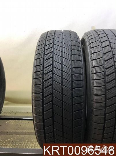 Bridgestone Blizzak VRX3 215/60 R17 96Q