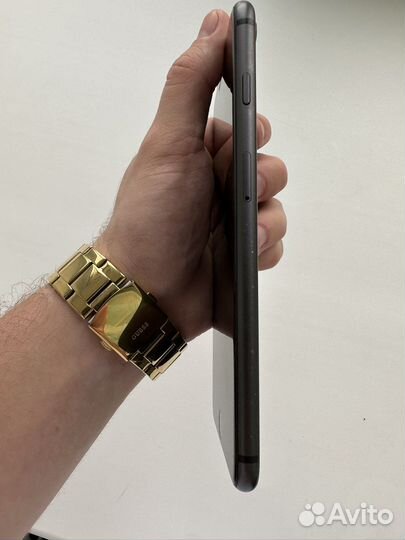 Телефон iPhone 8 plus