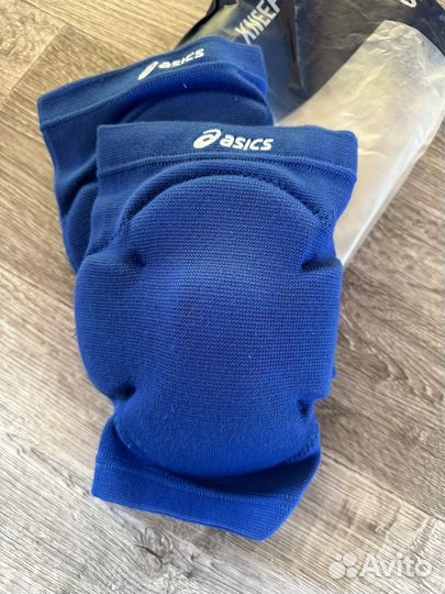 Наколенники новые