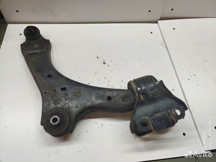 Рычаг передний правый Freelander 2