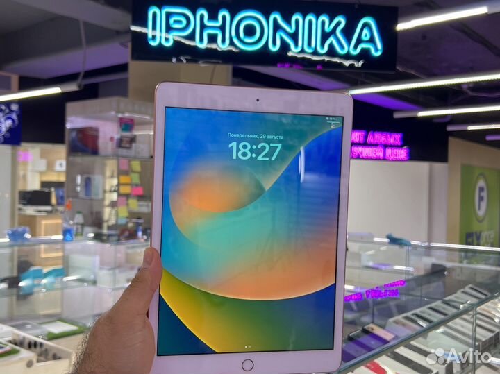 iPad 8-го поколения 32gb Gold
