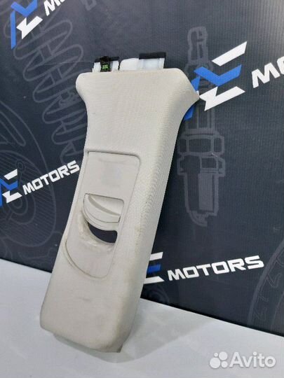 Обшивка салона правая Audi Allroad C5 BES 2003