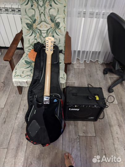 Электро гитара cort с комбоусилителем laney lx20
