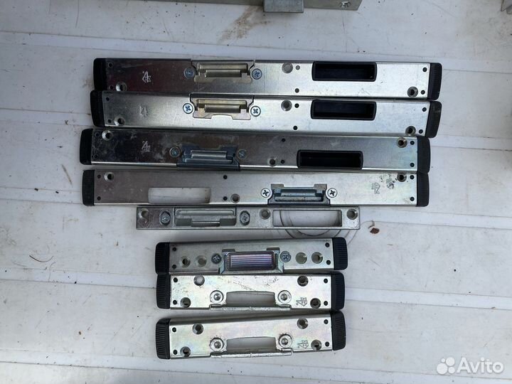 Замок дверной для дверей из алюминия и пвх