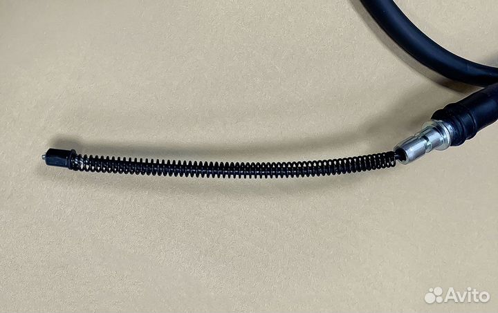 Трос стояночного тормоза правый Kia Spectra (PMC)