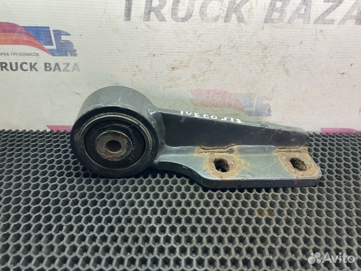 Кронштейн торсиона кабины левый Iveco Stralis